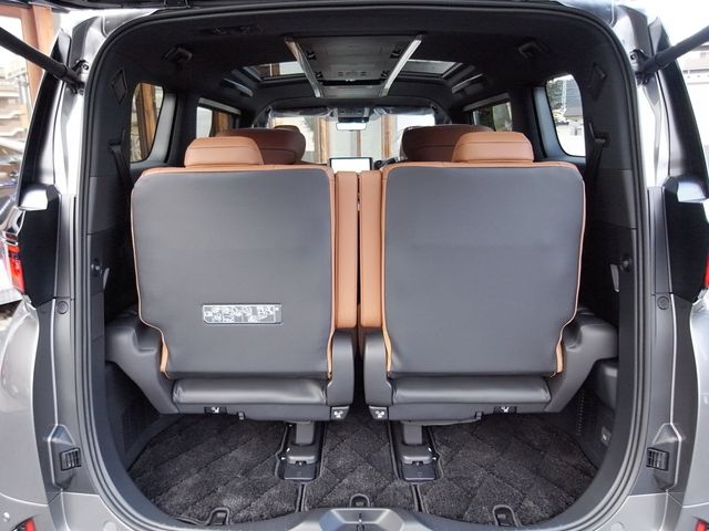 TOYOTA VELLFIRE  HYBRID 2026 Image 31