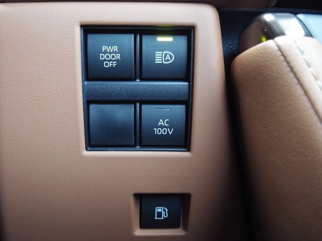 TOYOTA VELLFIRE  HYBRID 2026 Image 31