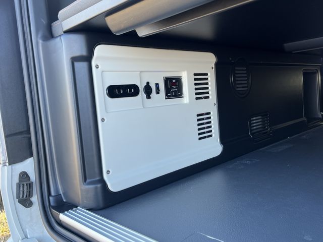 TOYOTA HIACE VAN 2WD 2021 Image 31