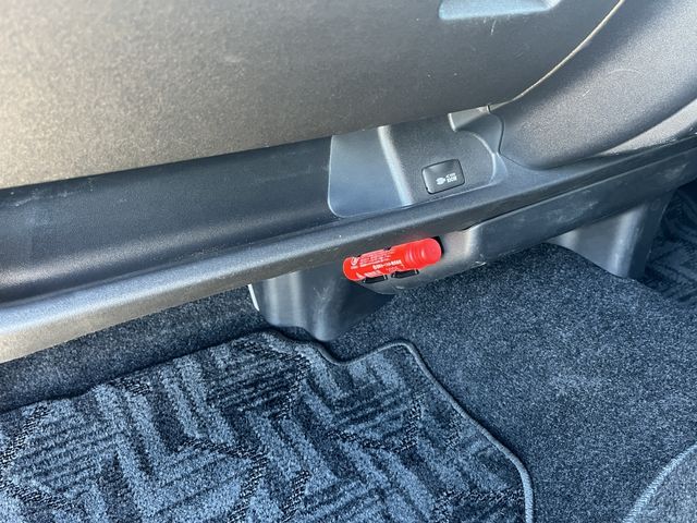 TOYOTA HIACE VAN 2WD 2021 Image 31