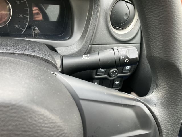 NISSAN NOTE 2017 Image 31