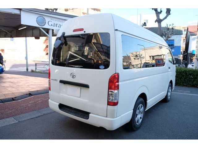 TOYOTA REGIUSACE VAN 2WD 2014 Image 31