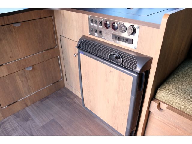 TOYOTA REGIUSACE VAN 2WD 2014 Image 31