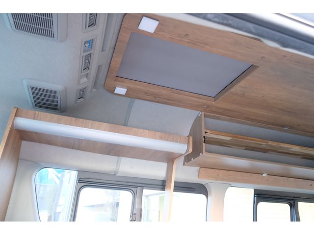 TOYOTA REGIUSACE VAN 2WD 2014 Image 31