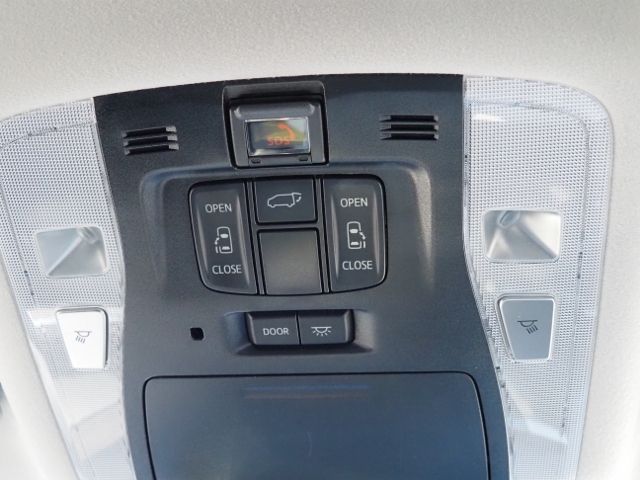 TOYOTA VELLFIRE  HYBRID 4WD 2020 Image 31