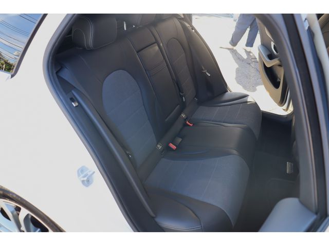 MERCEDES BENZ C CLAS 2015 Image 31