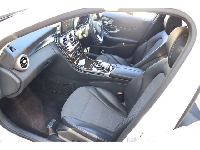 MERCEDES BENZ C CLAS 2015 Image 31
