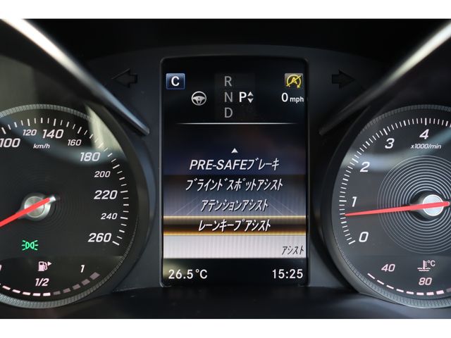 MERCEDES BENZ C CLAS 2015 Image 31