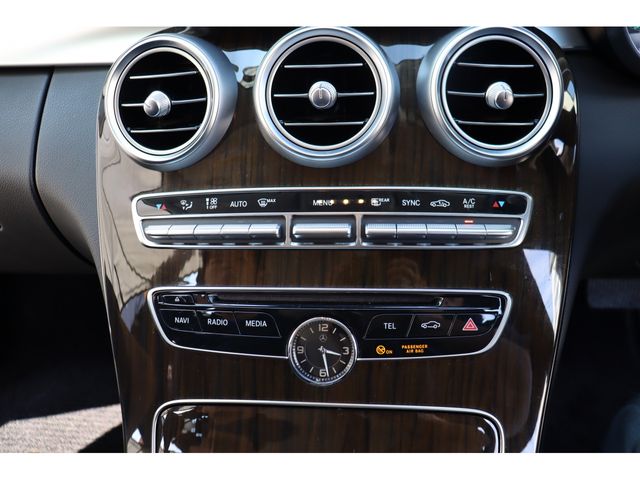 MERCEDES BENZ C CLAS 2015 Image 31