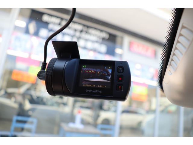 MERCEDES BENZ C CLAS 2015 Image 31