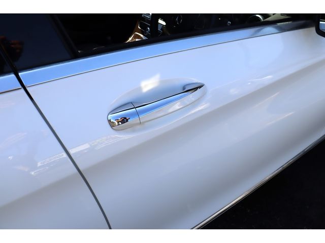 MERCEDES BENZ C CLAS 2015 Image 31