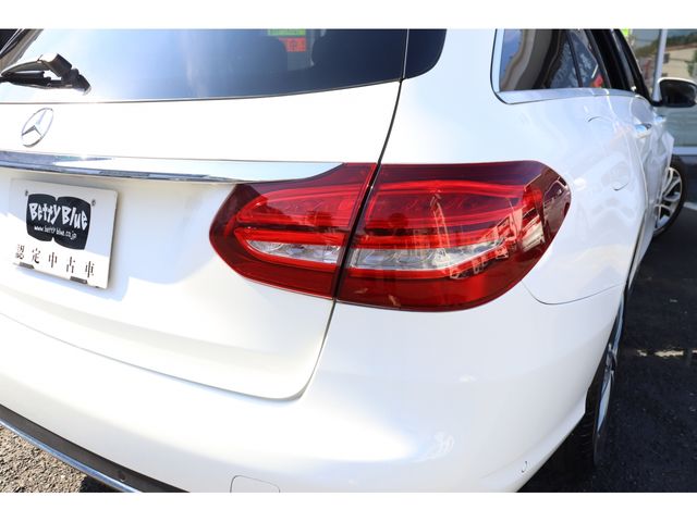 MERCEDES BENZ C CLAS 2015 Image 31