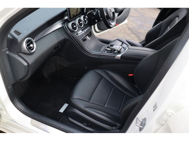 MERCEDES BENZ C CLAS 2017 Image 31