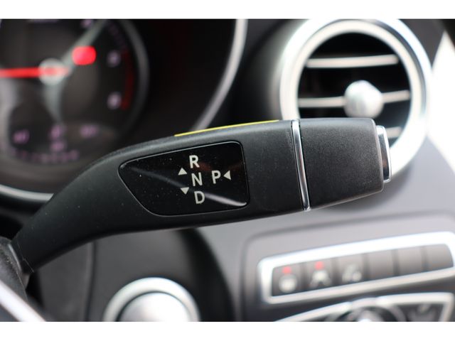 MERCEDES BENZ C CLAS 2017 Image 31