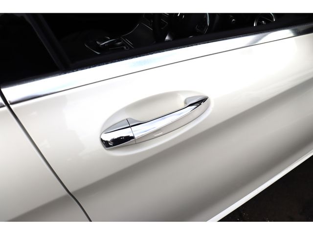 MERCEDES BENZ C CLAS 2017 Image 31