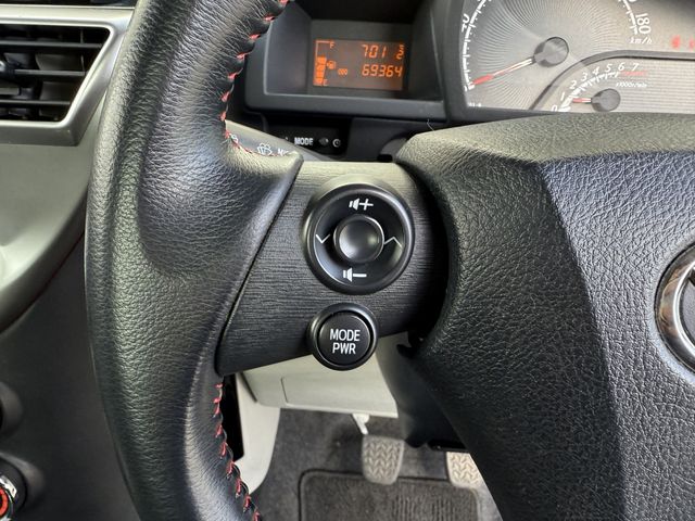 TOYOTA IQ 2011 Image 31