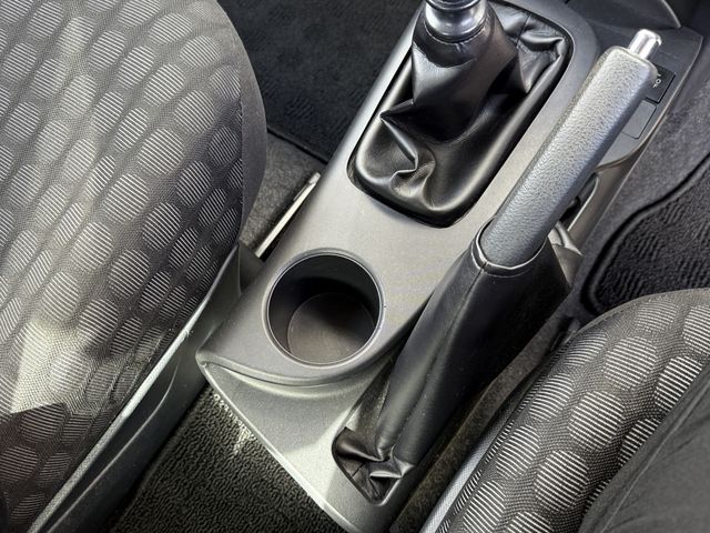 TOYOTA IQ 2011 Image 31