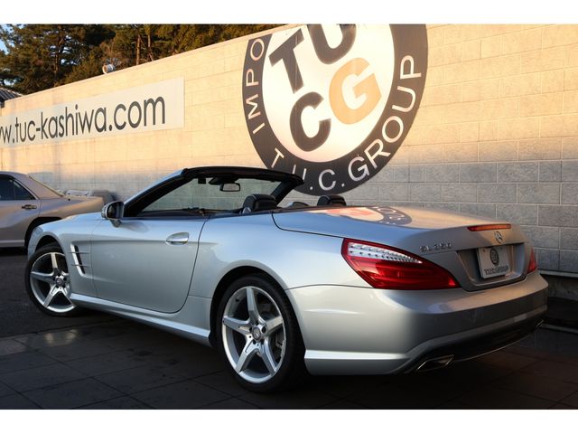 MERCEDES BENZ SL CLA 2013 Image 31