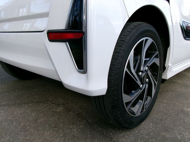 DAIHATSU TANTO CUSTOM 2021 Image 31