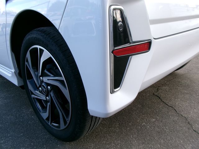 DAIHATSU TANTO CUSTOM 2021 Image 31