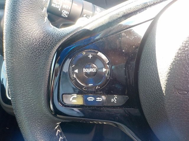 HONDA N BOX CUSTOM 2023 Image 31