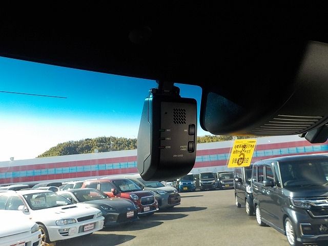 HONDA N BOX CUSTOM 2023 Image 31