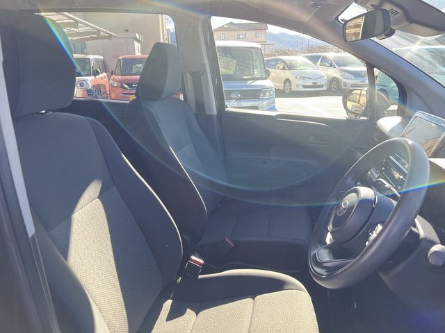 TOYOTA SIENTA HYBRID 2023 Image 31