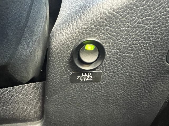 SUBARU IMPREZA SPORT 4WD 2015 Image 31