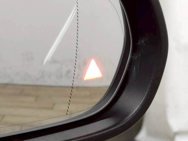 MERCEDES BENZ A CLAS 2018 Image 31