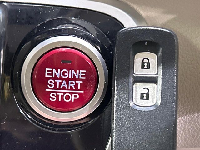 HONDA N BOX 2016 Image 31