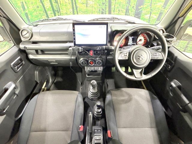 SUZUKI JIMNY NOMADE 2025 Image 31