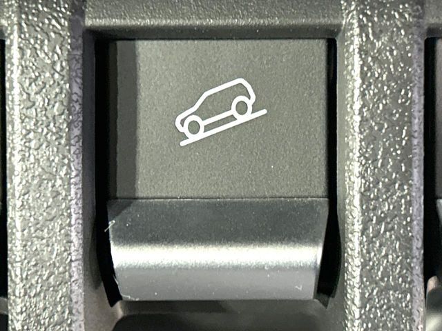 SUZUKI JIMNY NOMADE 2025 Image 31