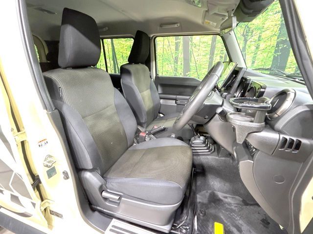 SUZUKI JIMNY NOMADE 2025 Image 31