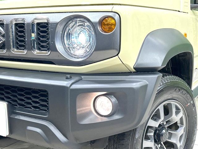 SUZUKI JIMNY NOMADE 2025 Image 31