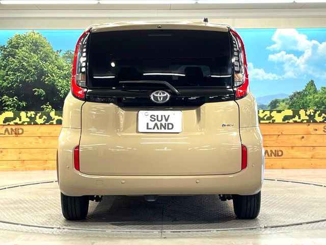 TOYOTA SIENTA HYBRID 2025 Image 31