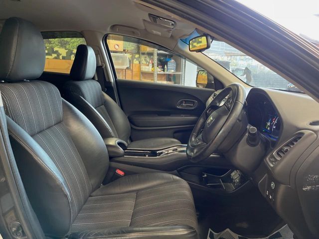 HONDA VEZEL HYBRID 2015 Image 31