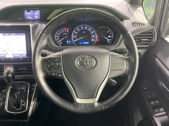 TOYOTA ESQUIRE 2015 Image 31