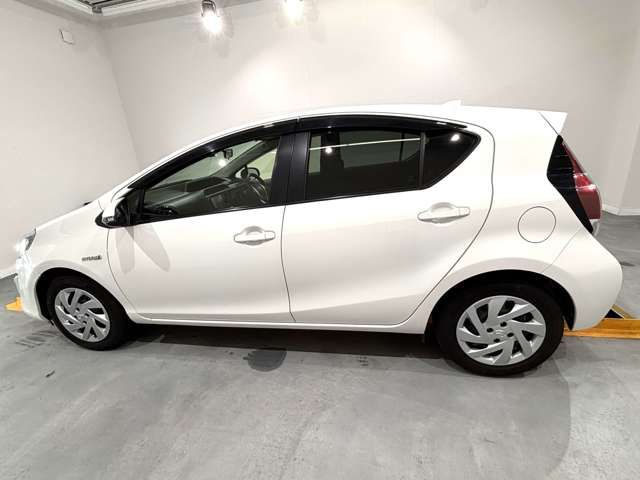 TOYOTA AQUA 2015 Image 31