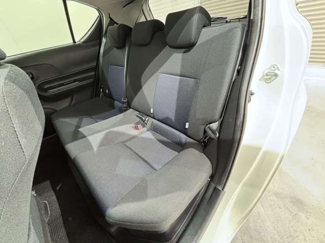 TOYOTA AQUA 2015 Image 31