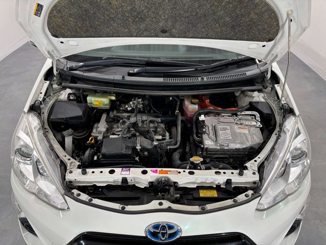 TOYOTA AQUA 2015 Image 31