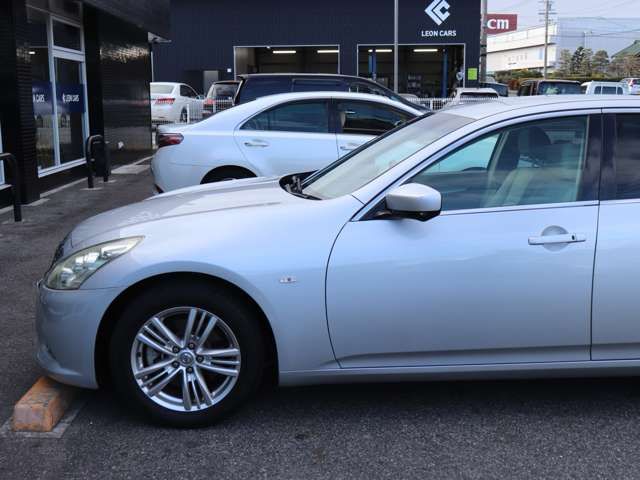 NISSAN SKYLINE 2010 Image 31