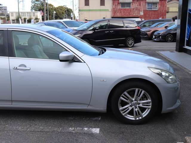 NISSAN SKYLINE 2010 Image 31