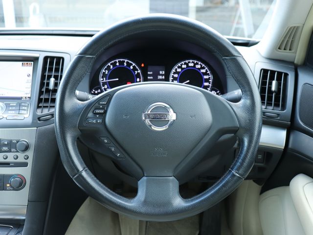 NISSAN SKYLINE 2010 Image 31