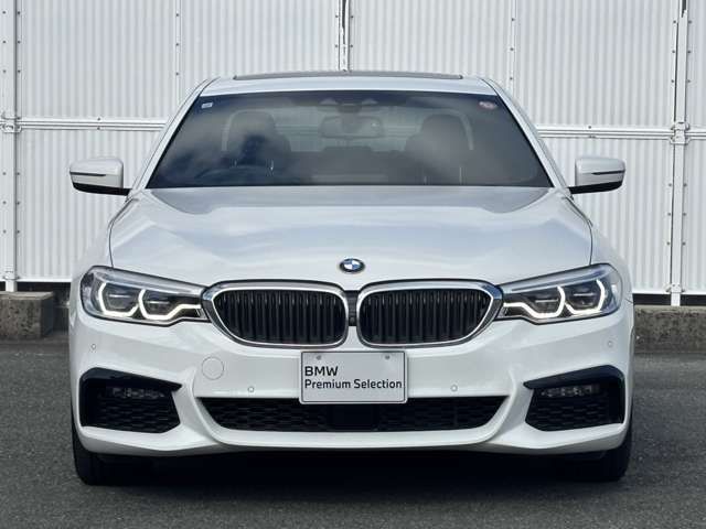 BMW 5SERIES SEDAN 2019 Image 31