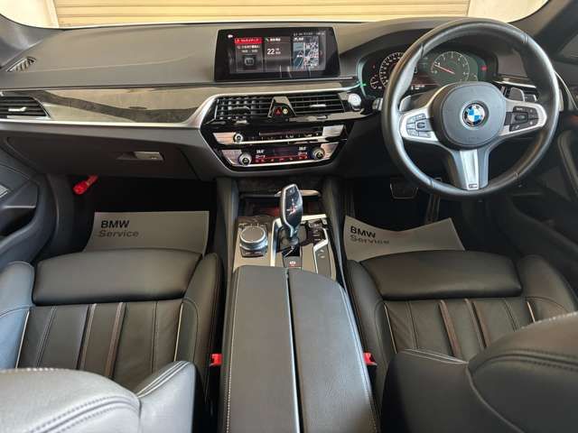 BMW 5SERIES SEDAN 2019 Image 31