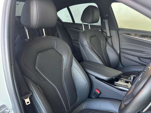 BMW 5SERIES SEDAN 2019 Image 31