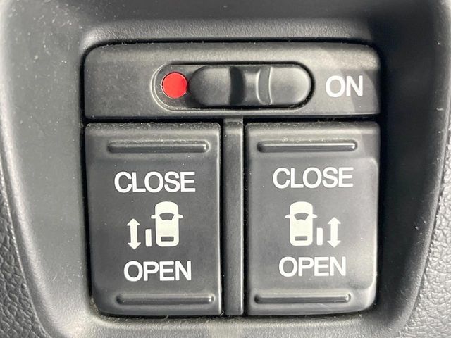 HONDA N BOX CUSTOM 2013 Image 31