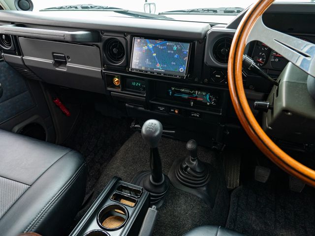 TOYOTA LANDCRUISER VAN 2002 Image 31