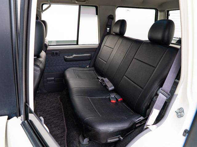 TOYOTA LANDCRUISER VAN 2002 Image 31