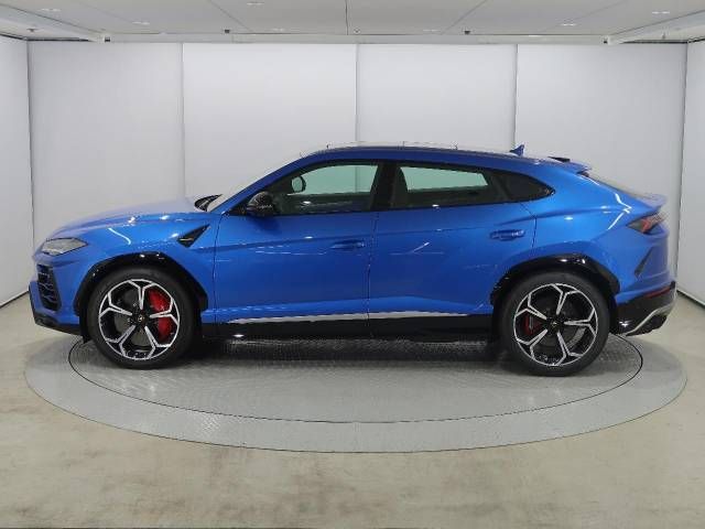 LAMBORGHINI URUS 2019 Image 31